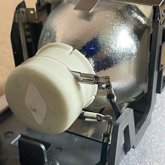 Rembam POA-LMP132 Premium Quality Replacement Projector Lamp New - Picture 6 of 8